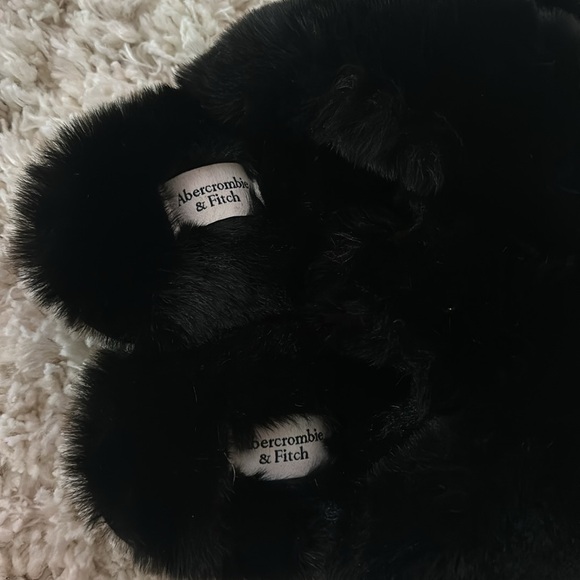 Abercrombie Slippers - Picture 3 of 5